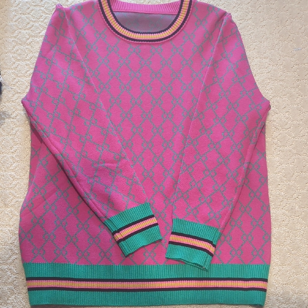 Women's Pink Patterned Crewneck Sweater with Green Trim